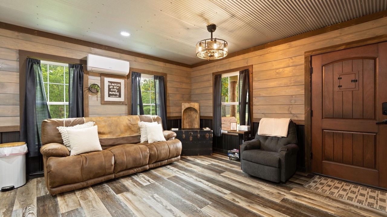 Photo of Livingroom in Rogers