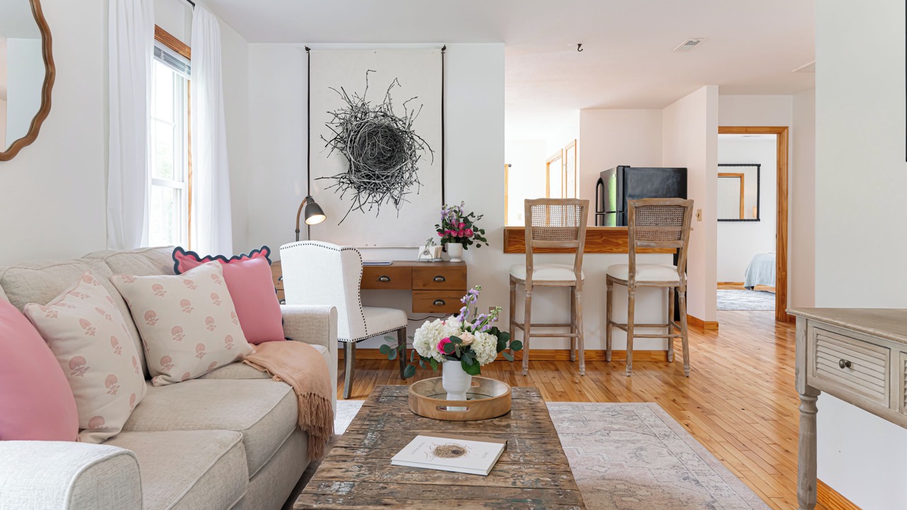 Photo of Livingroom in Woodfin