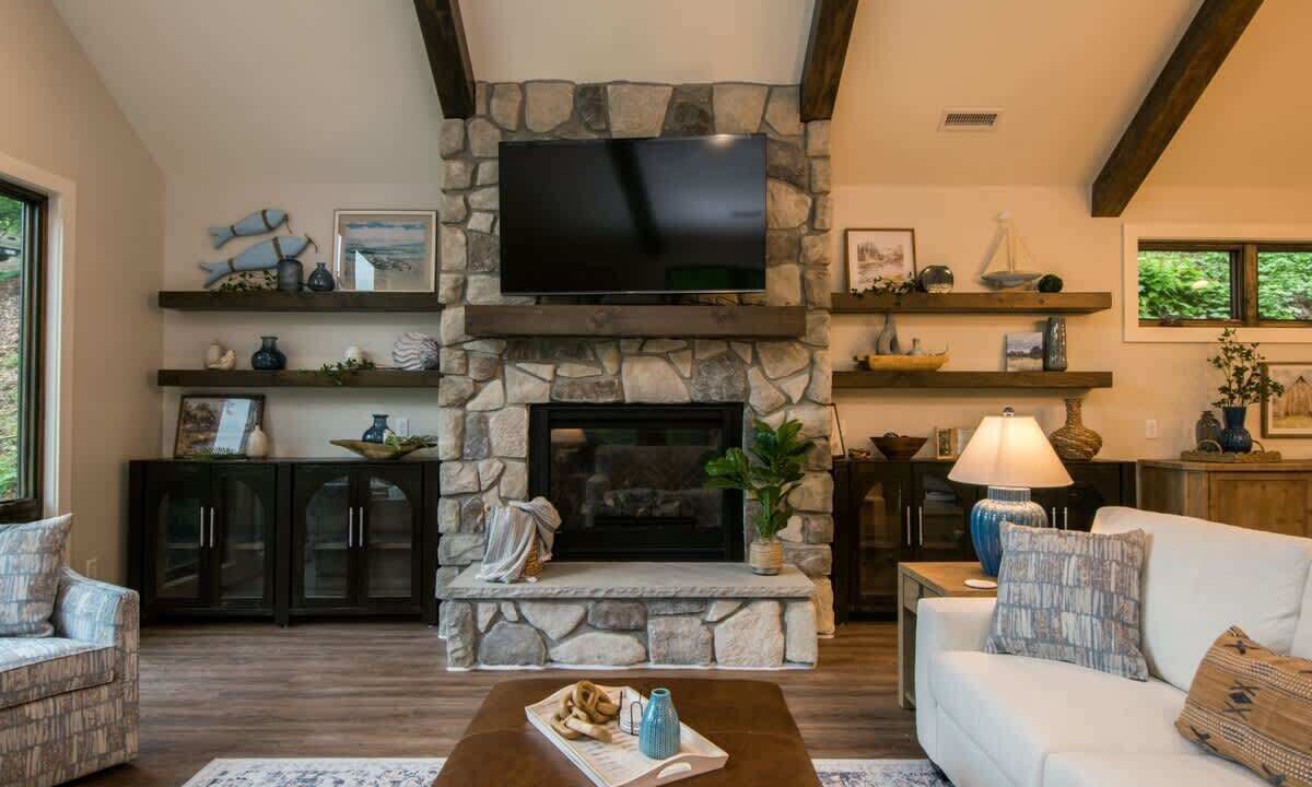 Photo of Livingroom in Lake Lure