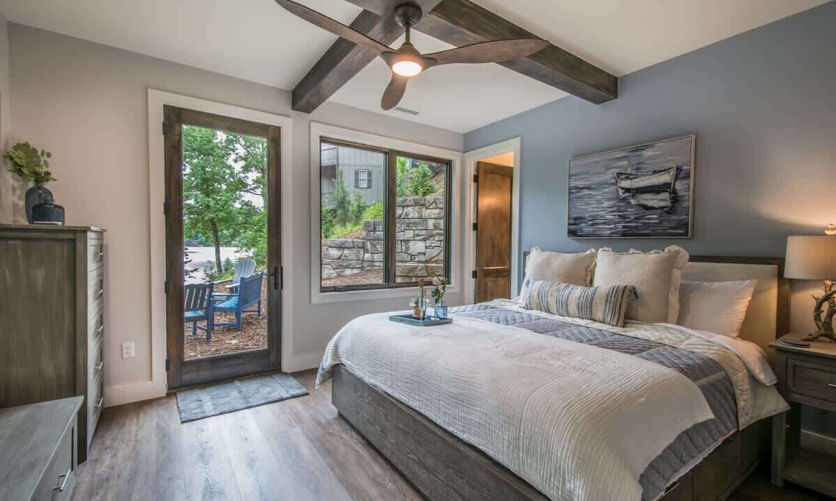 Photo of Bedroom in Lake Lure