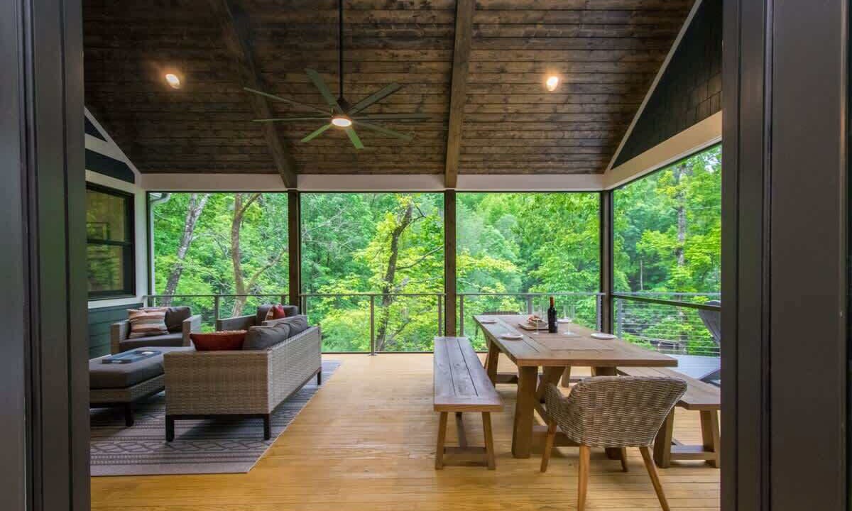 Photo of Outdoor in Lake Lure