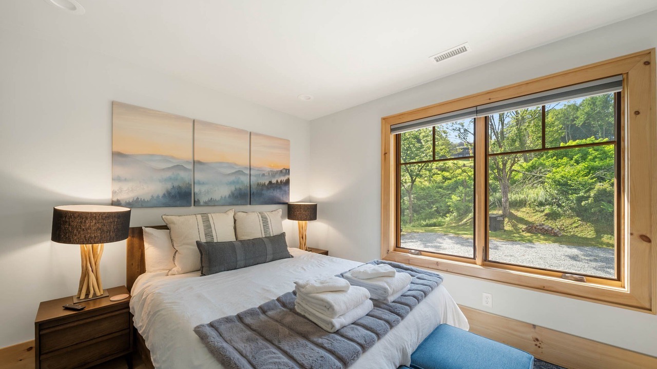 Photo of Bedroom in Elk Park