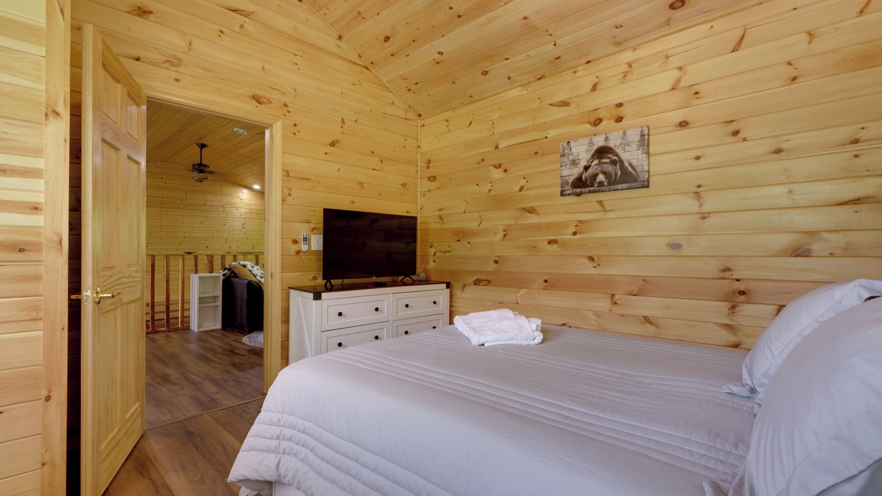 Photo of Bedroom in Knox County