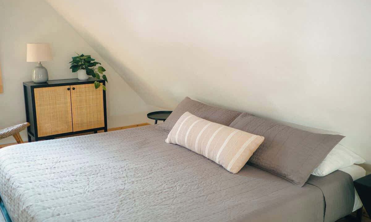Photo of Bedroom in Frenchburg
