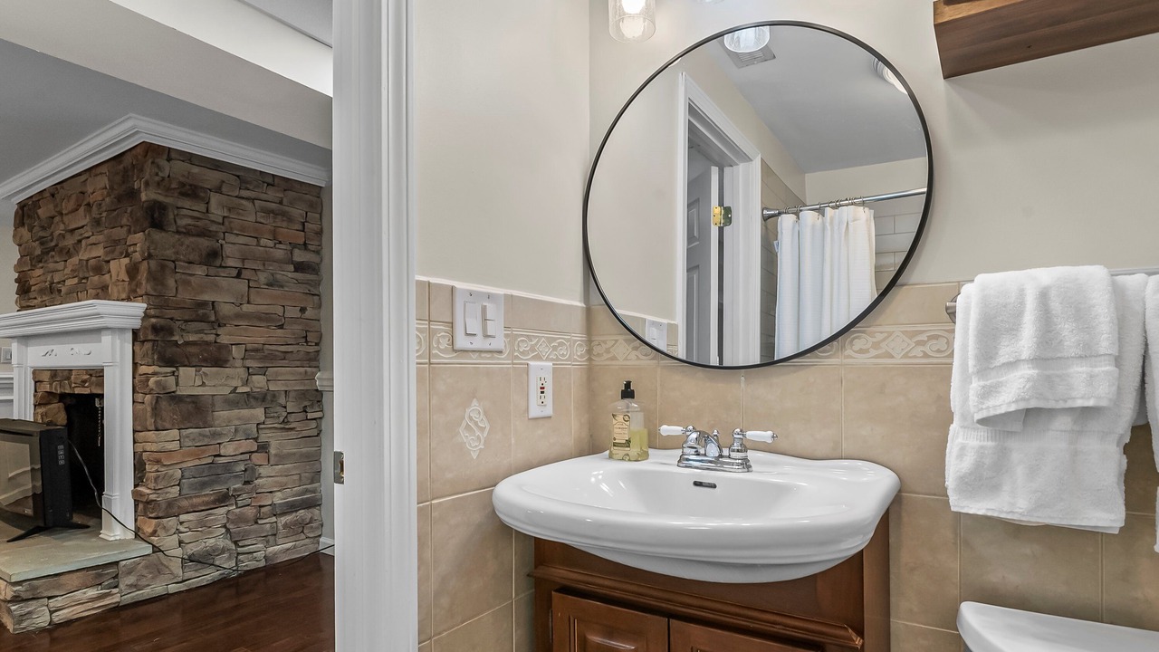 Photo of Bathroom in Nebo