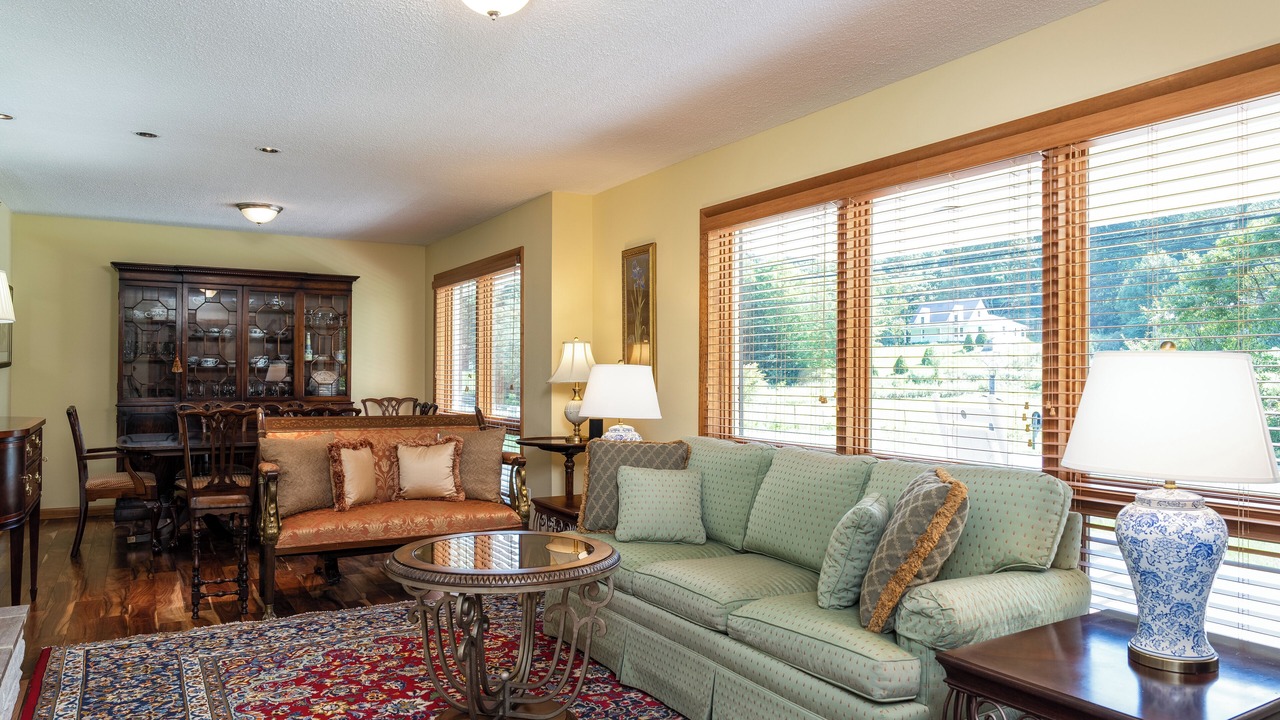 Photo of Livingroom in Bakersville