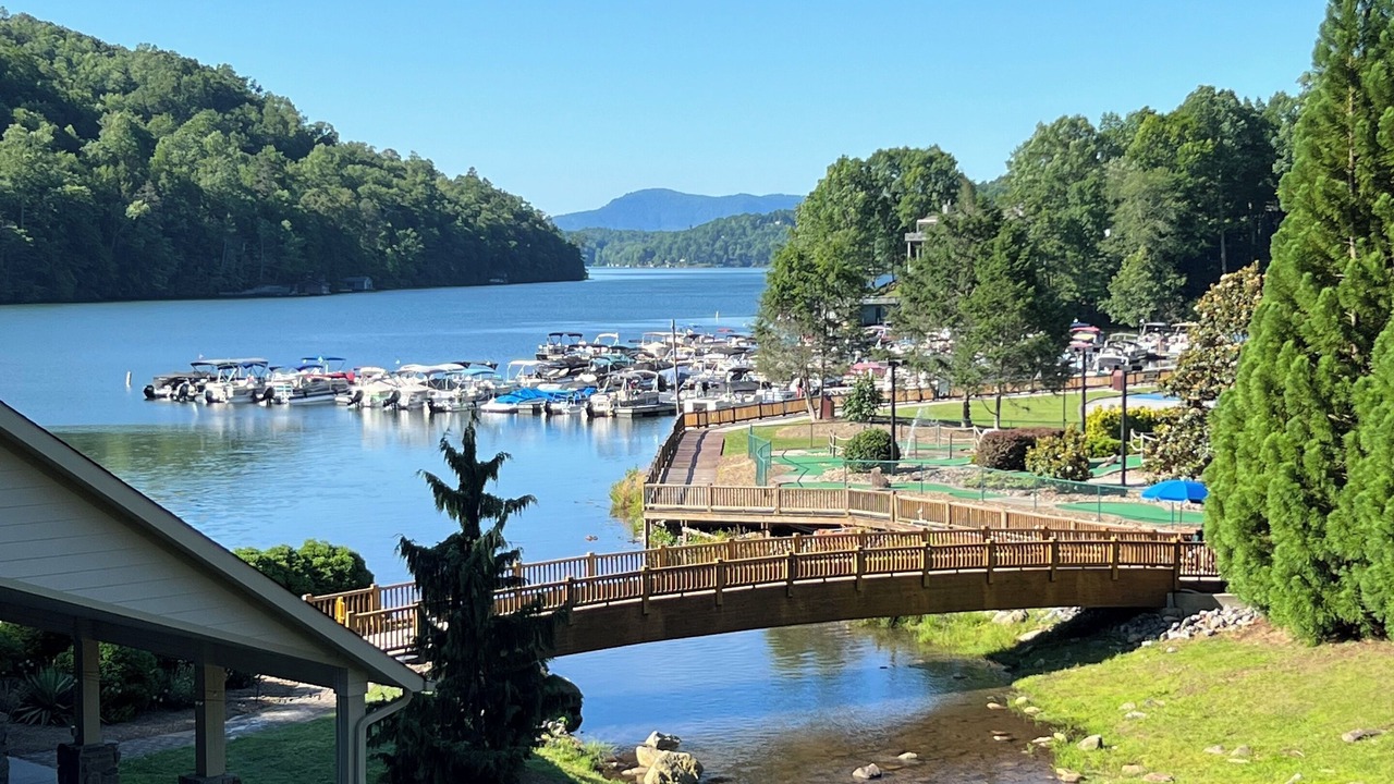 Photo of Outdoor in Lake Lure