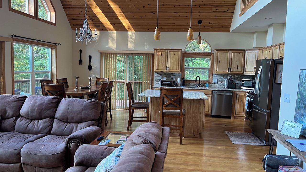 Photo of Livingroom in Lake Lure