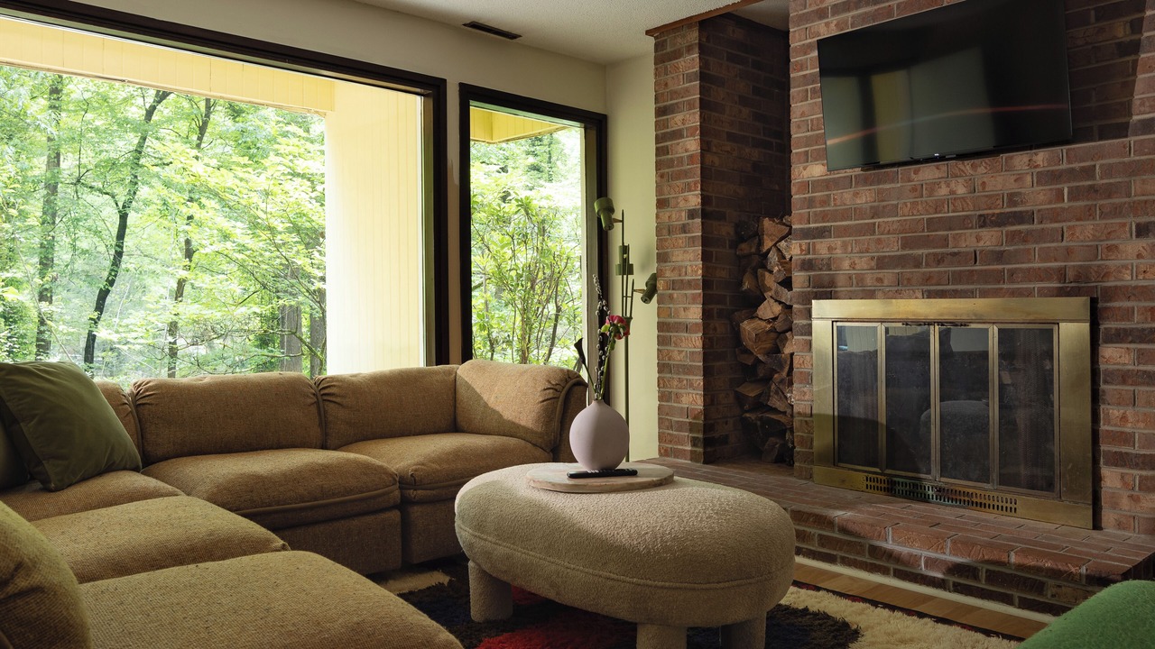 Photo of Livingroom in Knoxville