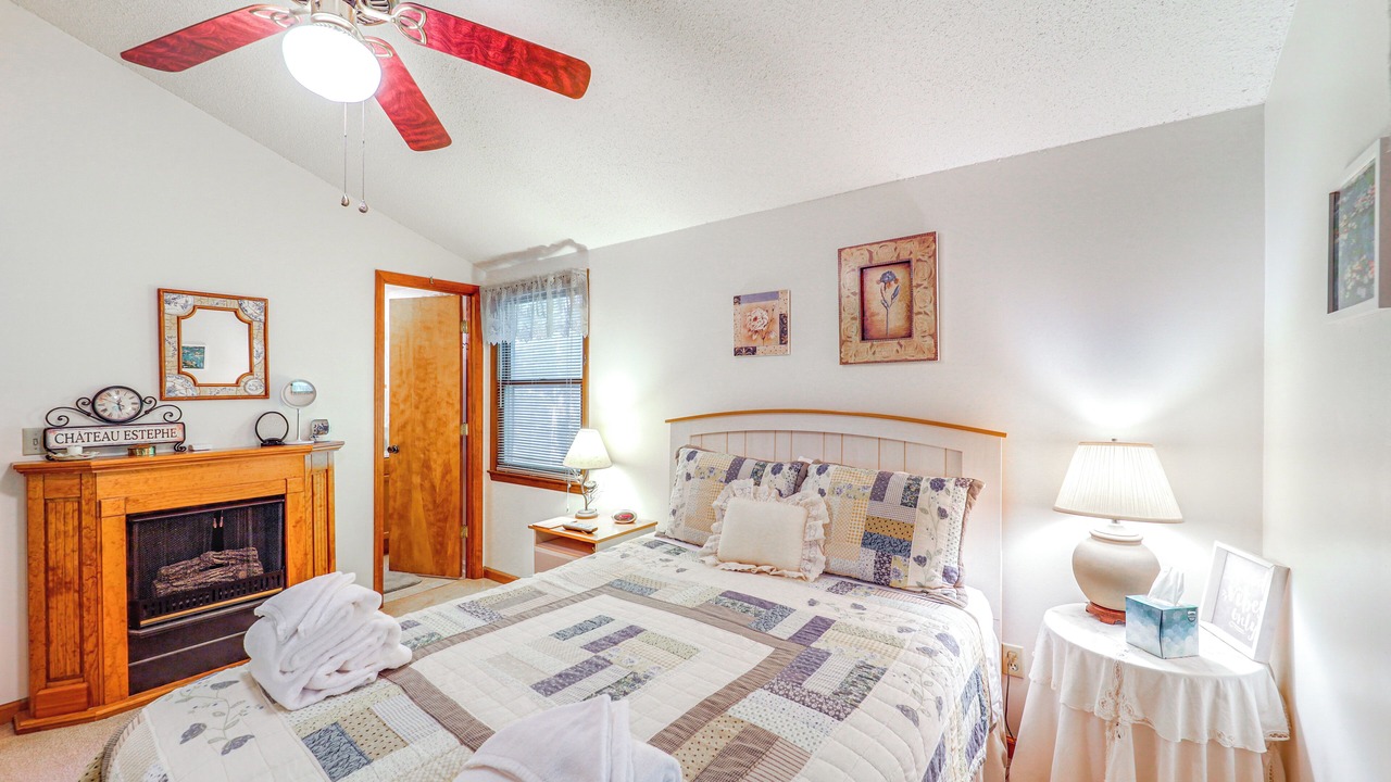 Photo of Bedroom in Newland