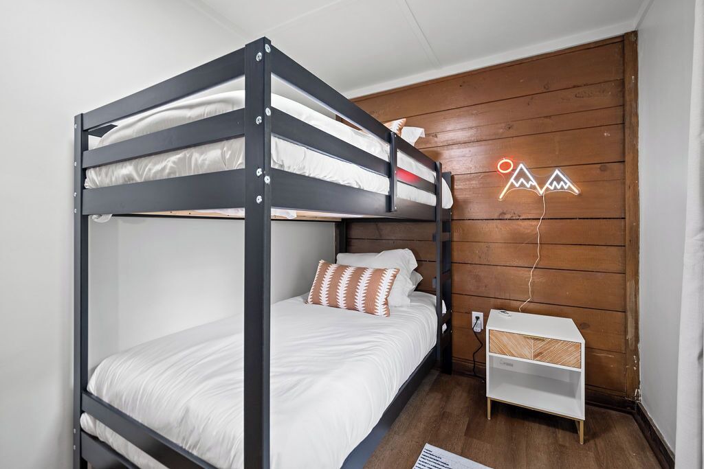 Photo of Bedroom in Canvas