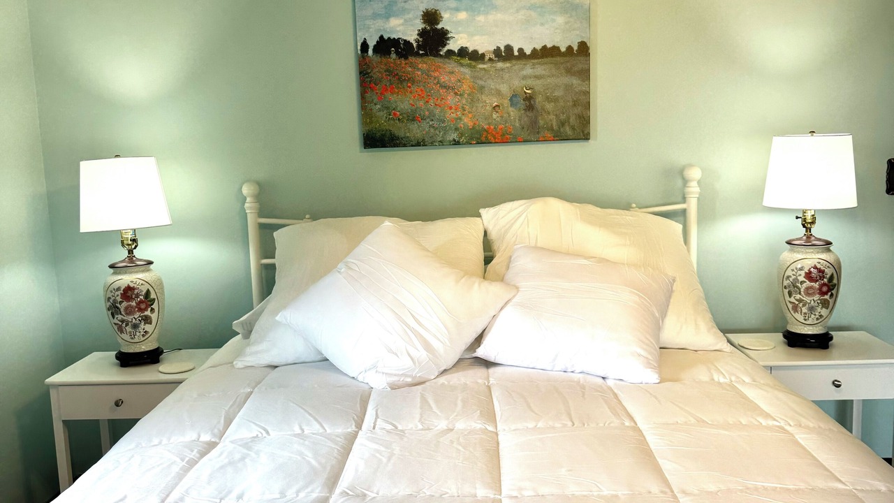 Photo of Bedroom in De Mossville