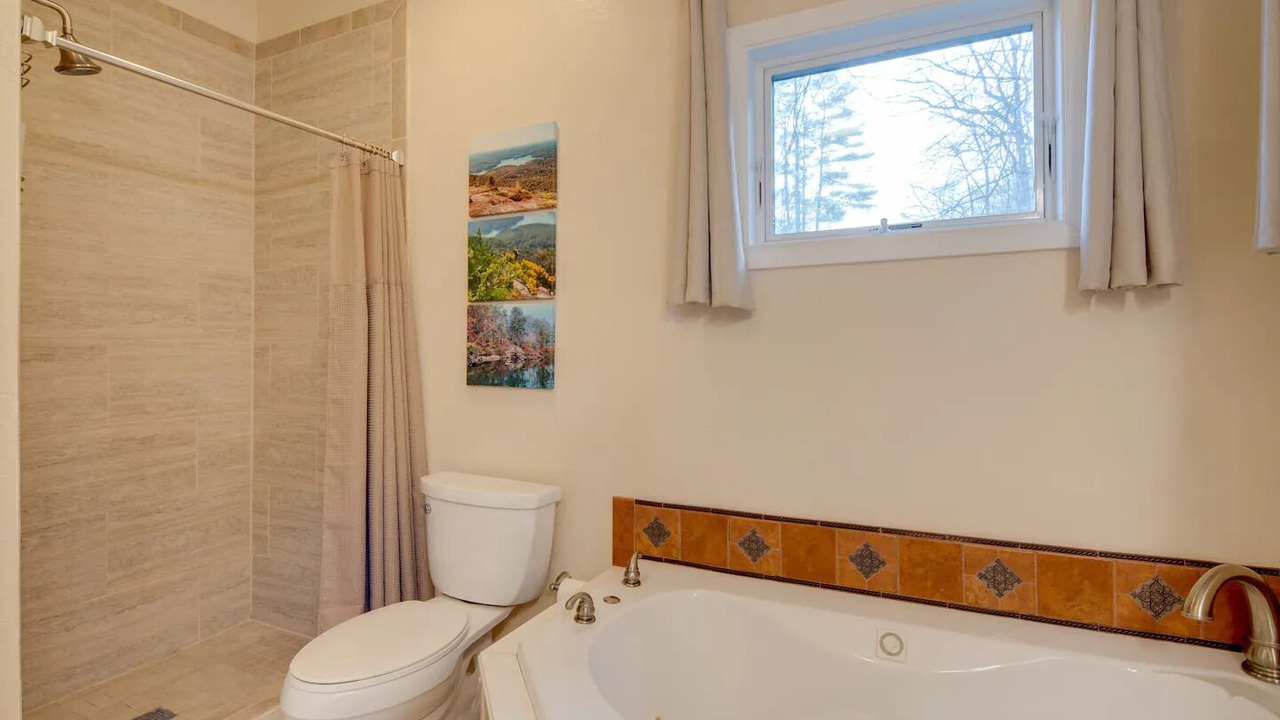 Photo of Bathroom in Lake Lure