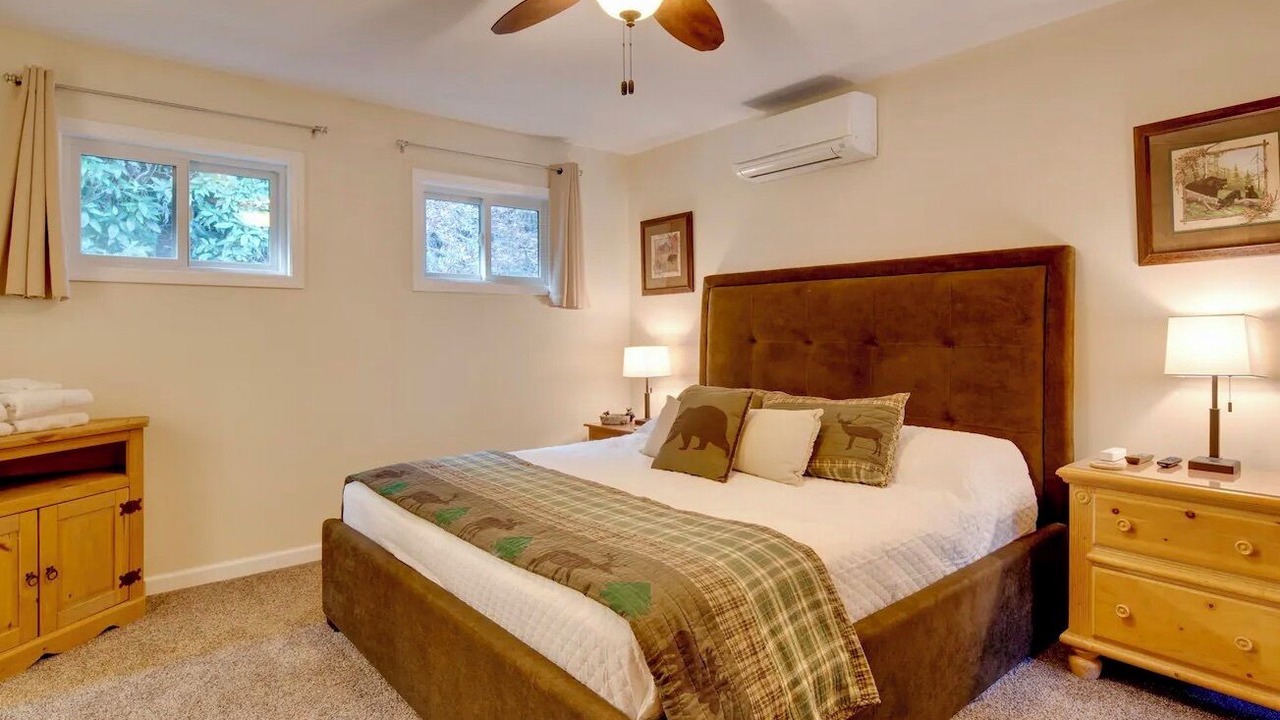 Photo of Bedroom in Lake Lure