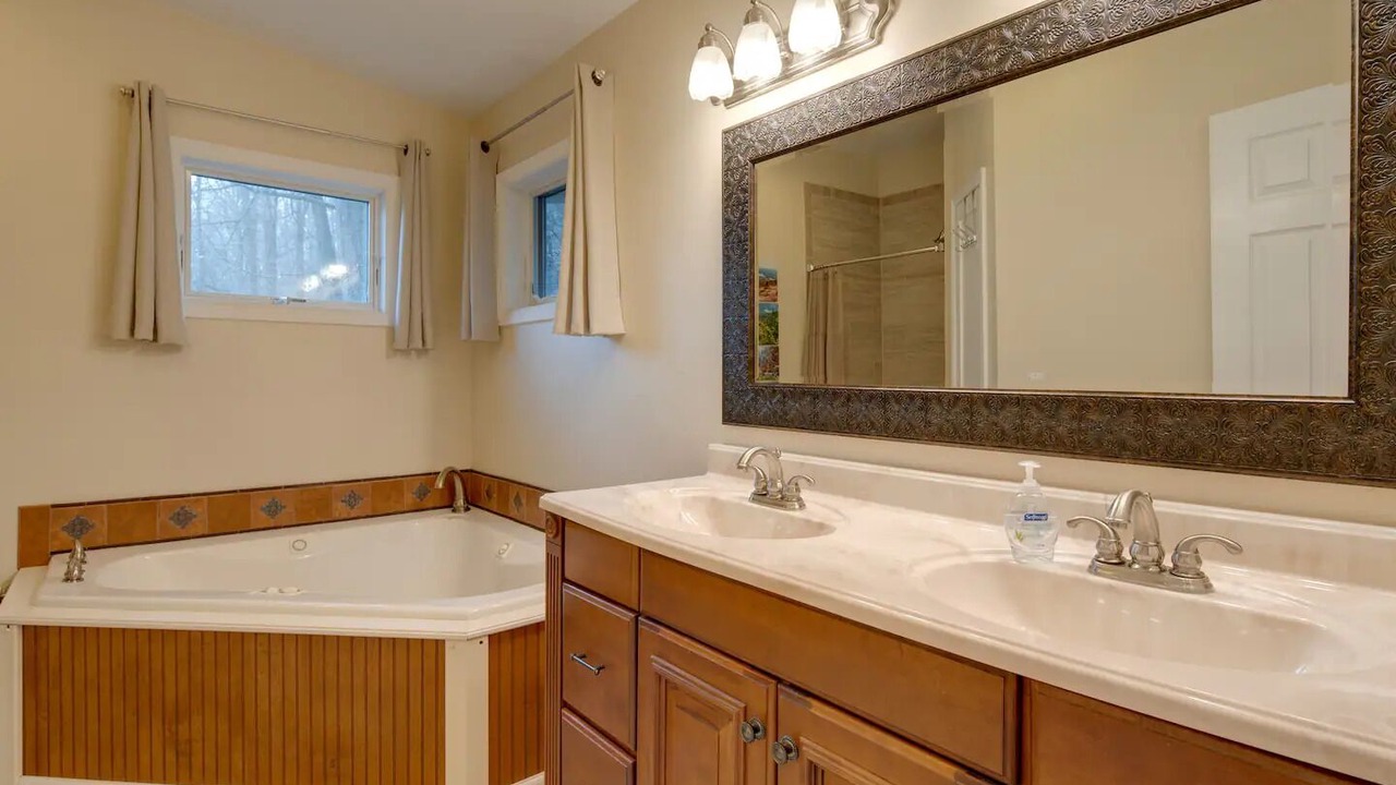 Photo of Bathroom in Lake Lure