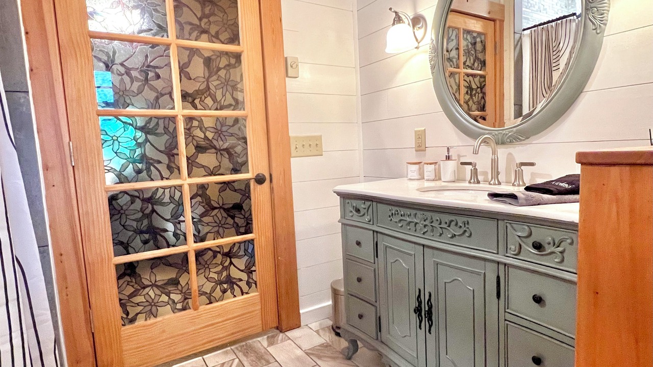 Photo of Bathroom in West Jefferson