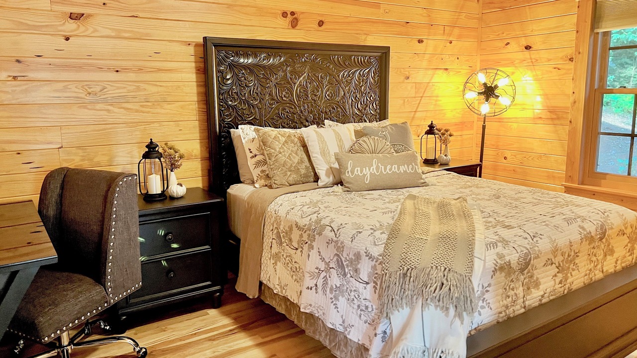 Photo of Bedroom in West Jefferson