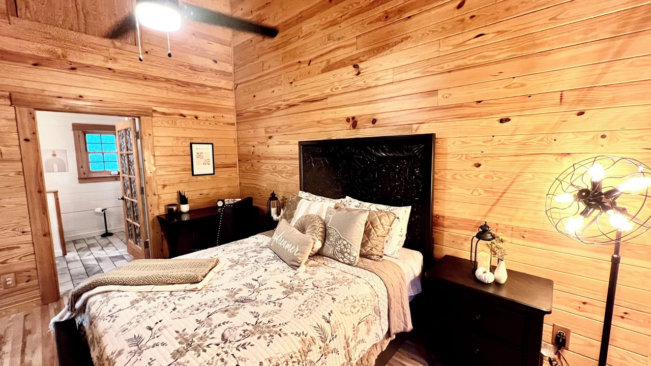 Photo of Bedroom in West Jefferson