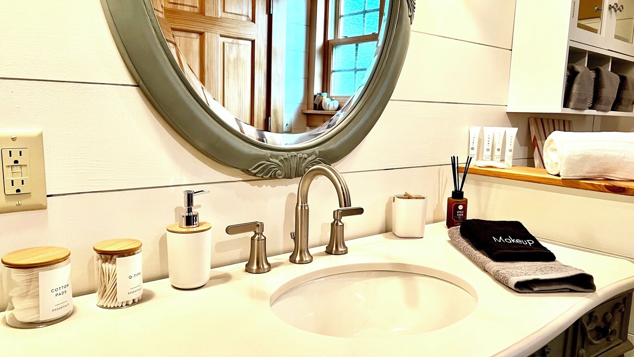 Photo of Bathroom in West Jefferson
