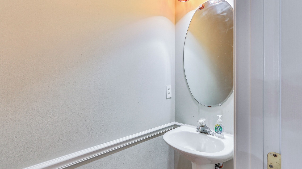 Photo of Bathroom in Point of Rocks
