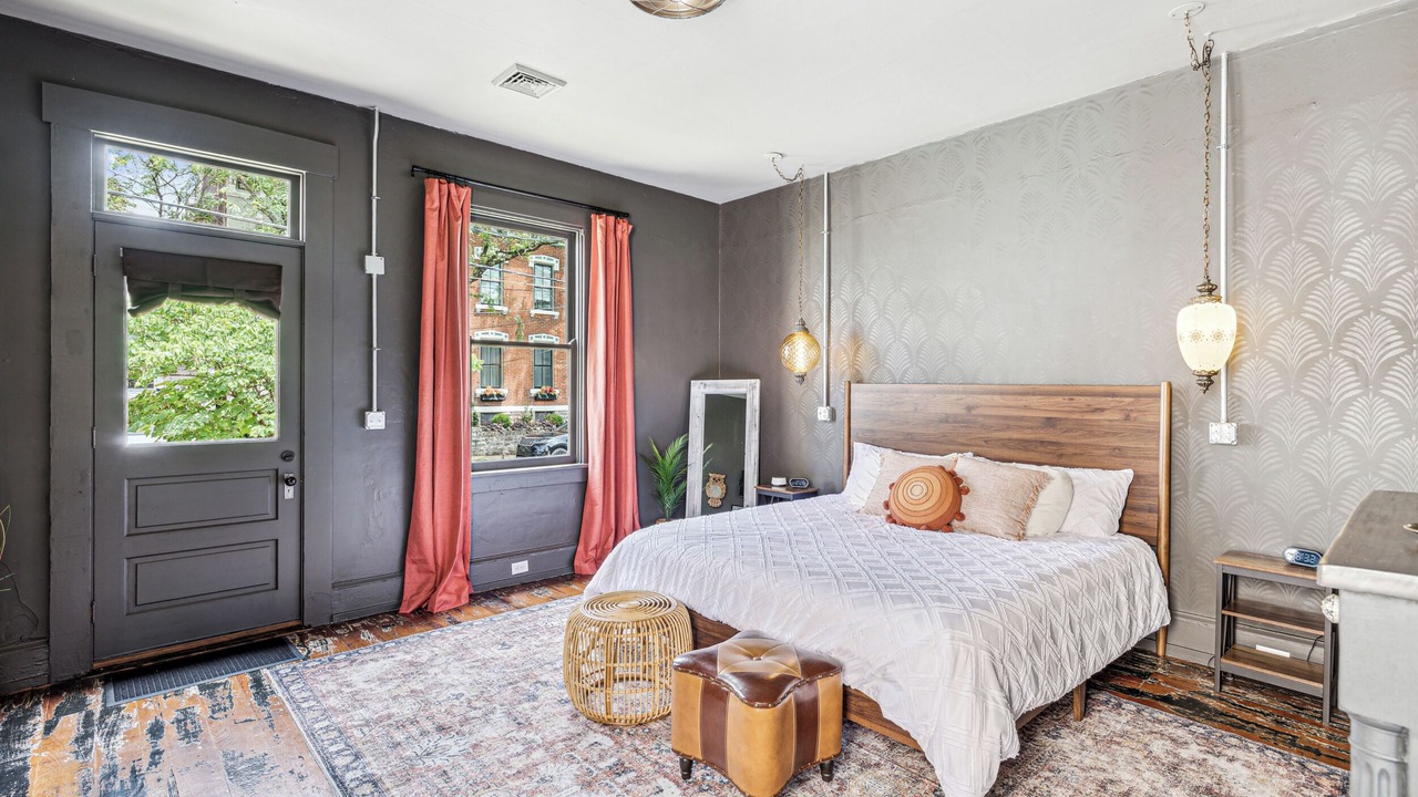 Photo of Bedroom in Covington