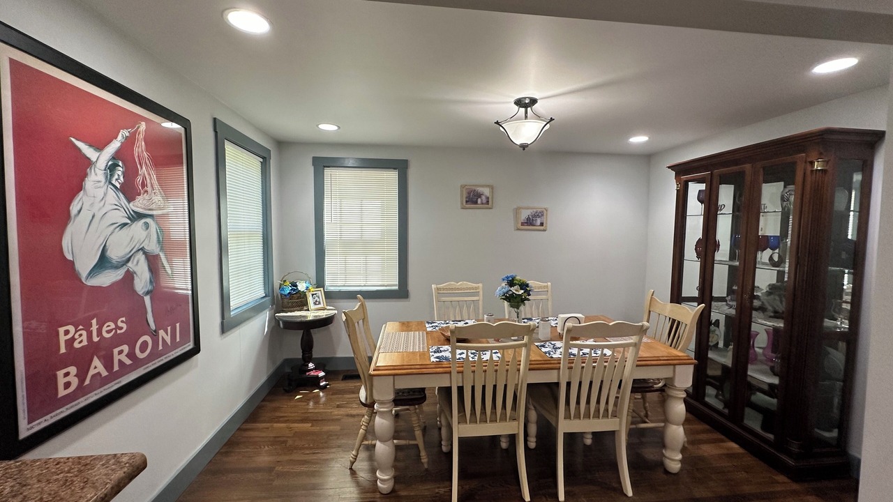Photo of Livingroom in Brevard