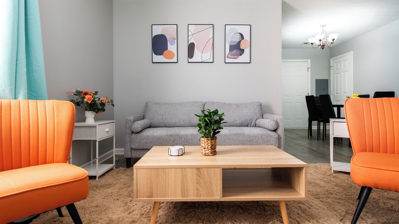 Photo of Livingroom in Lexington