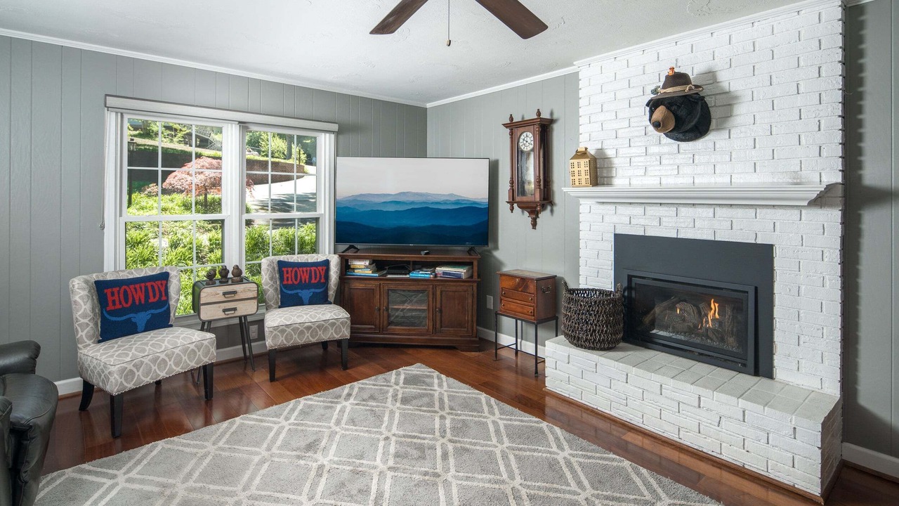 Photo of Livingroom in Wilkesboro