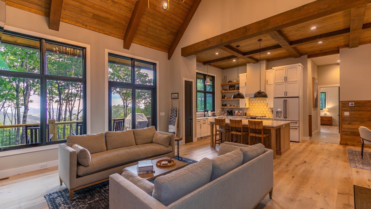 Photo of Livingroom in Elk Park
