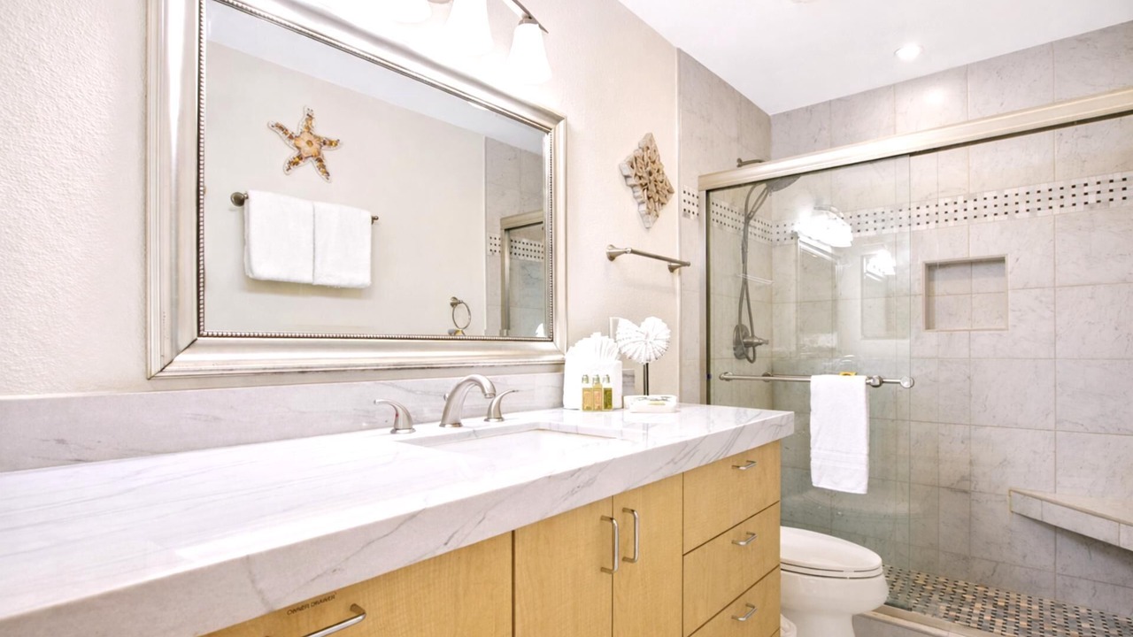 Photo of Bathroom in Honokowai