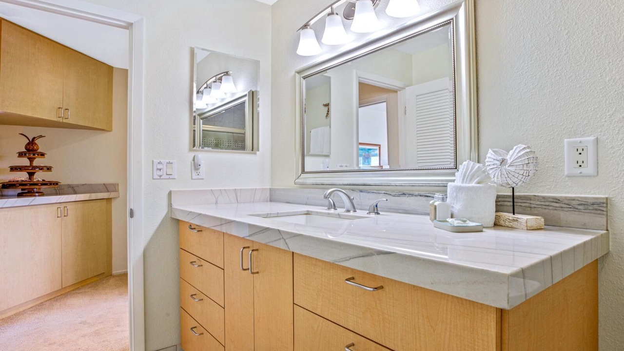 Photo of Bathroom in Honokowai