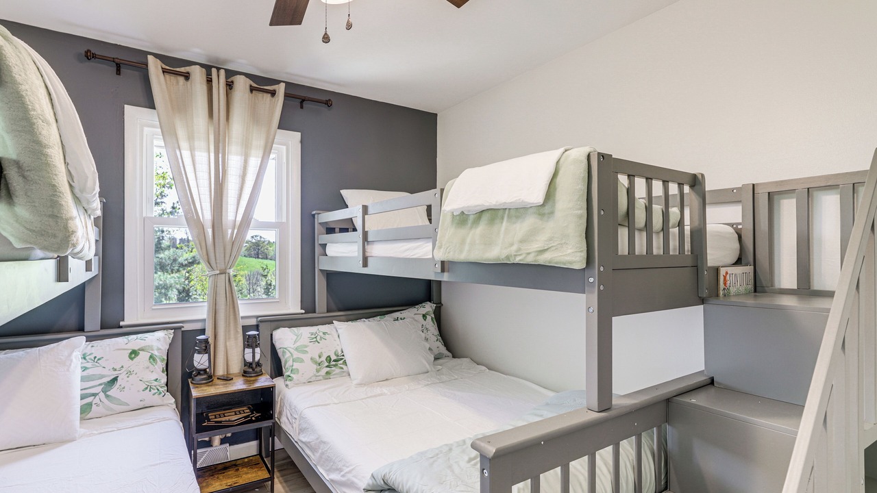 Photo of Bedroom in Dry Ridge