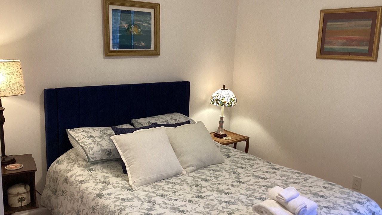 Photo of Bedroom in Hendersonville