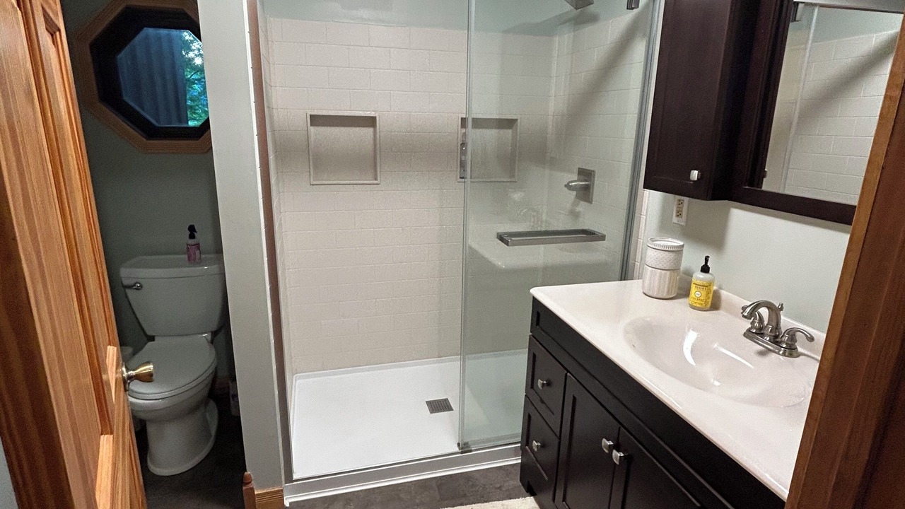 Photo of Bathroom in Hillsboro