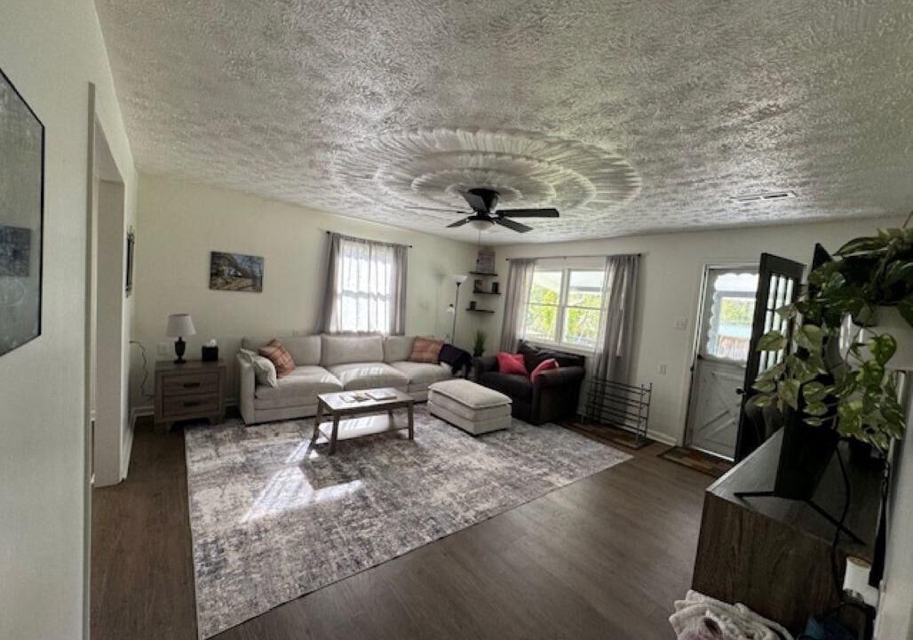 Photo of Livingroom in Campton
