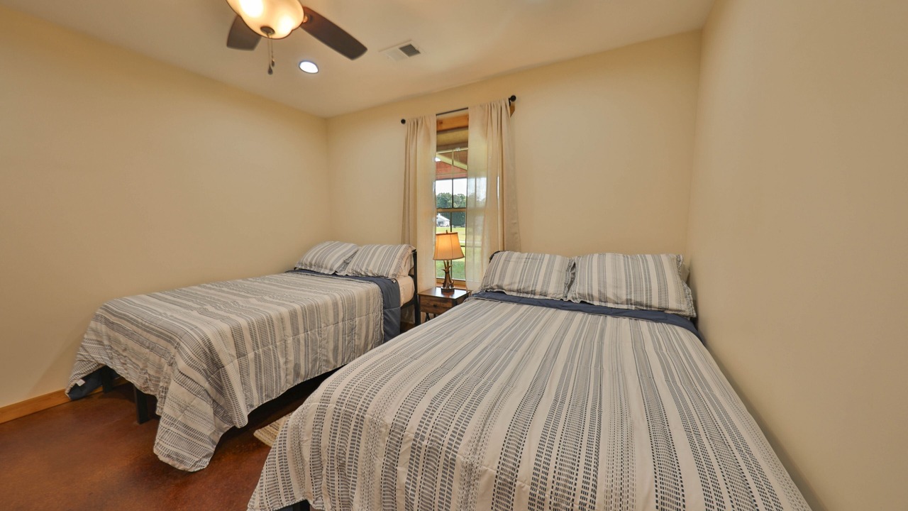 Photo of Bedroom in Plummers Landing