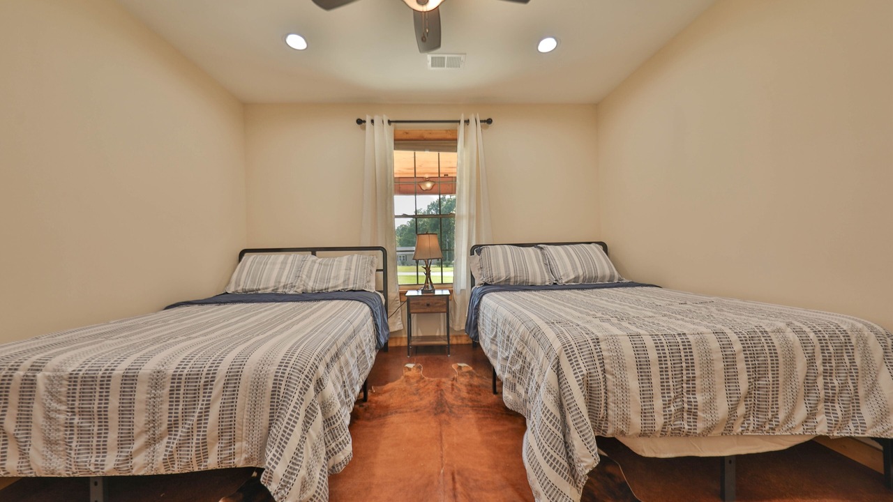 Photo of Bedroom in Plummers Landing