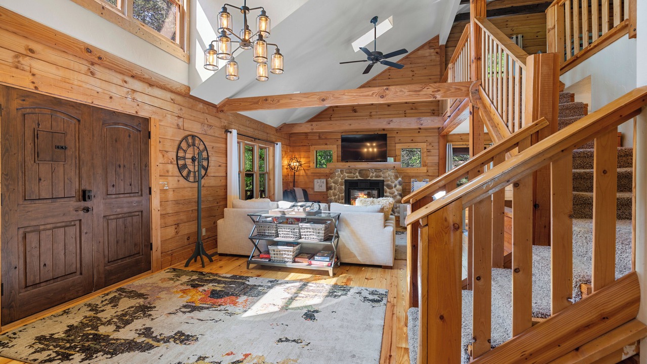 Photo of Livingroom in Rutherfordton
