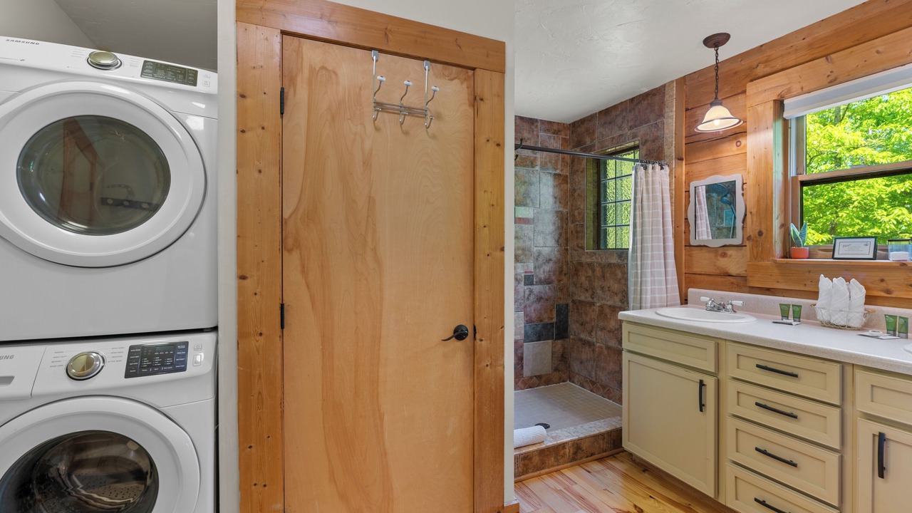 Photo of Bathroom in Rutherfordton