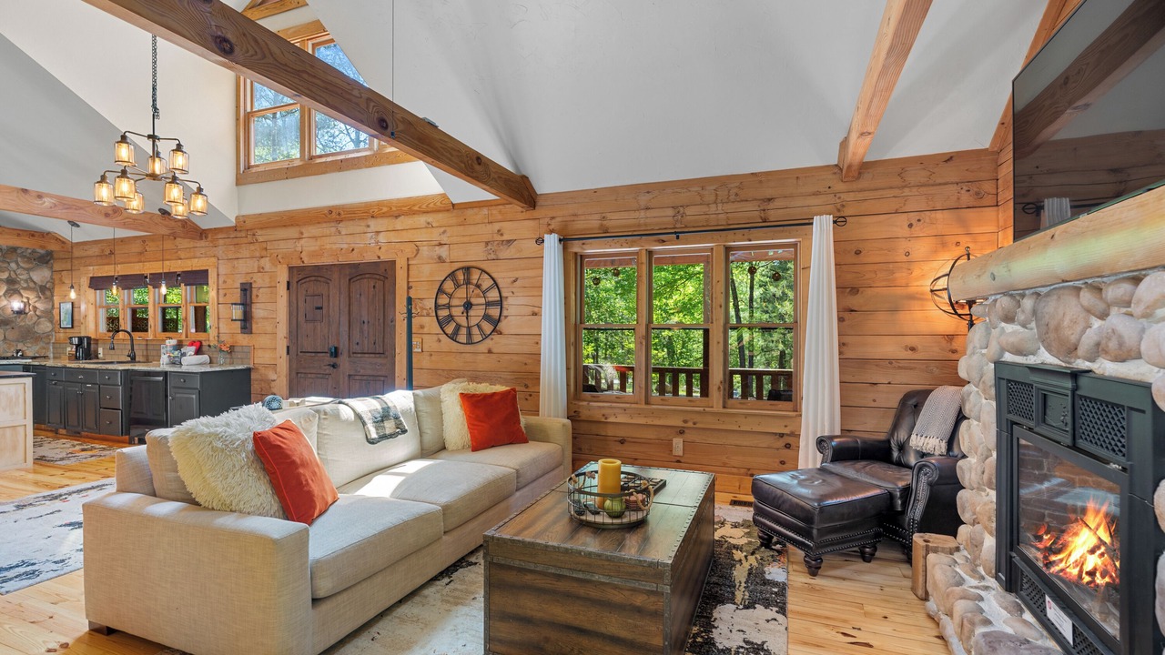 Photo of Livingroom in Rutherfordton