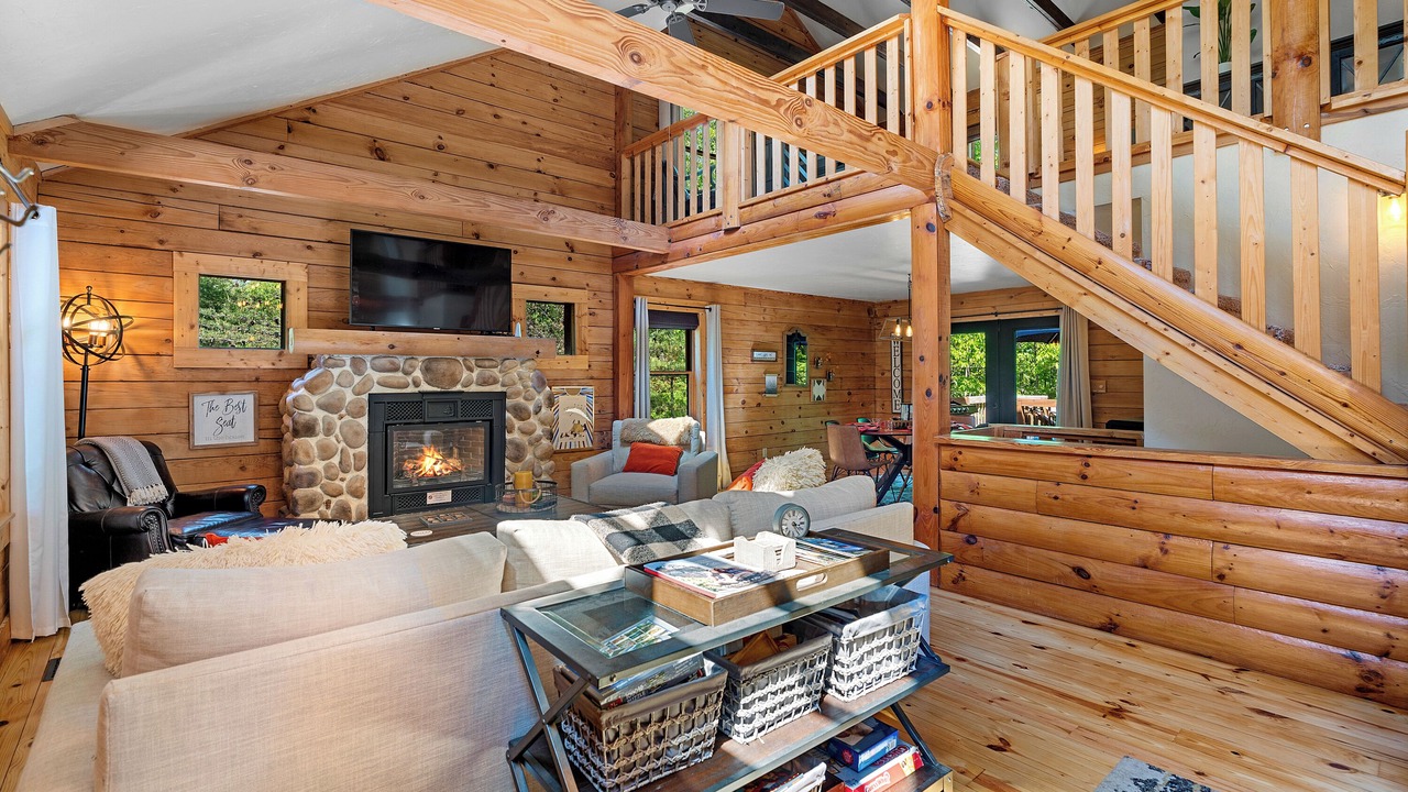 Photo of Livingroom in Rutherfordton
