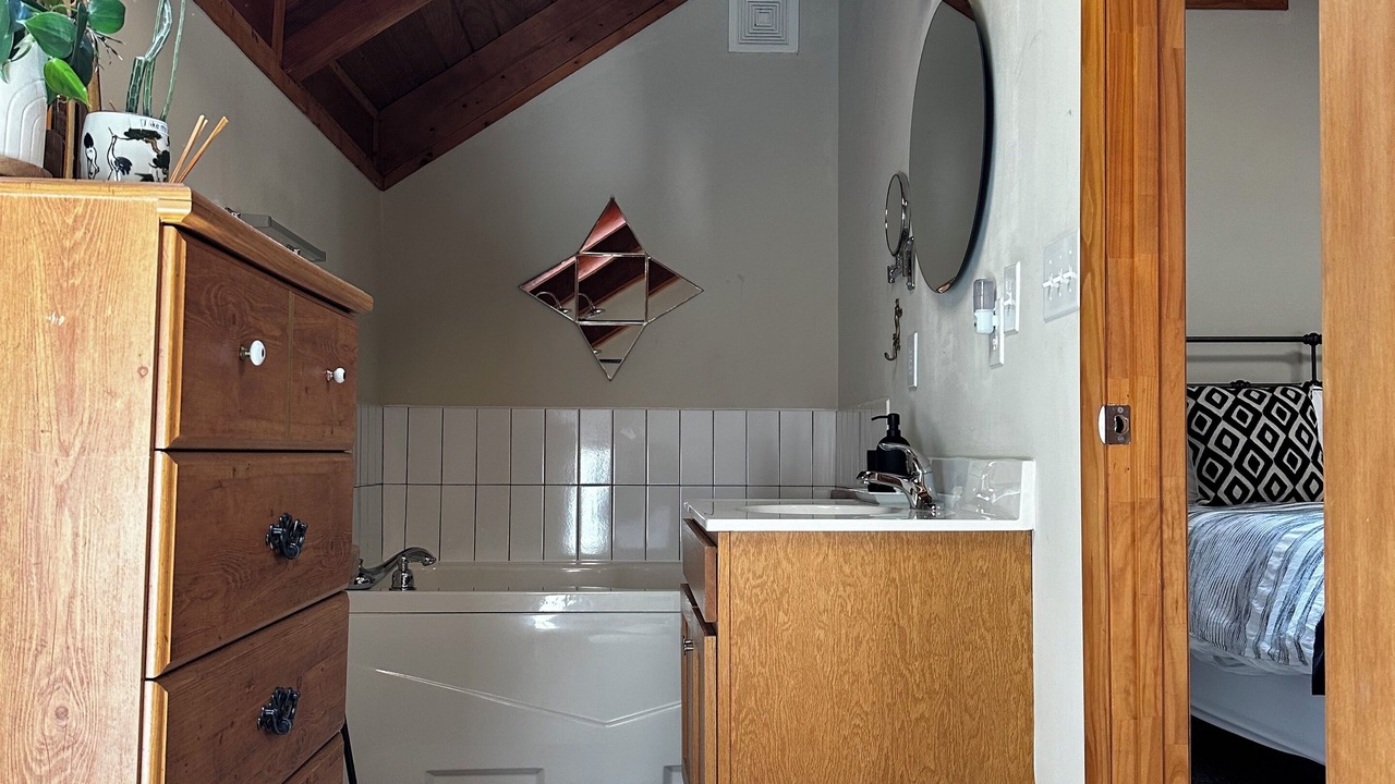 Photo of Bathroom in Berkeley Springs