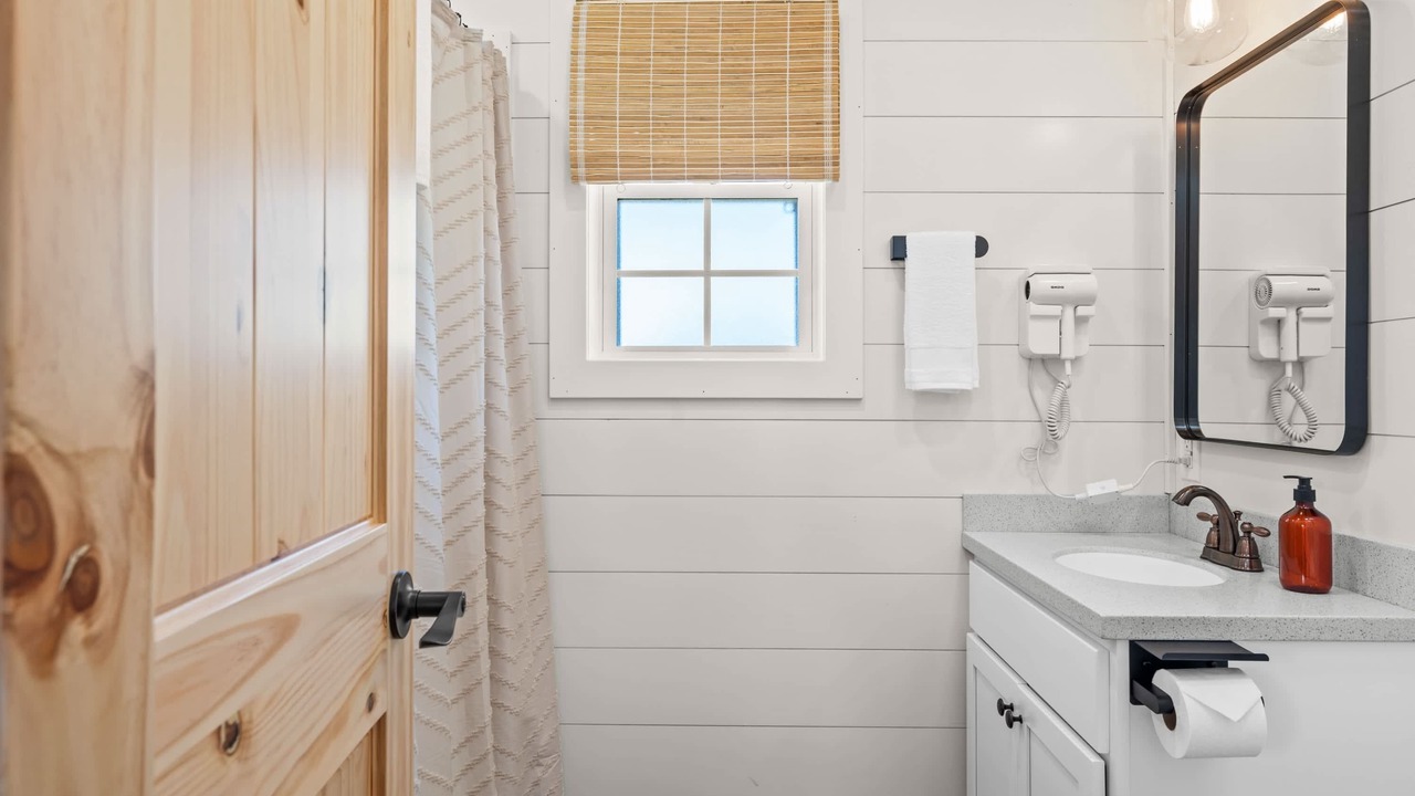 Photo of Bathroom in Williamstown