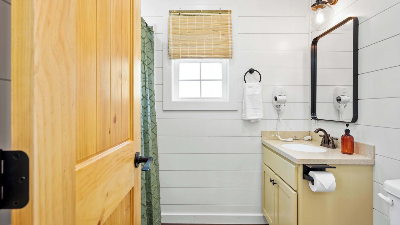 Photo of Bathroom in Williamstown