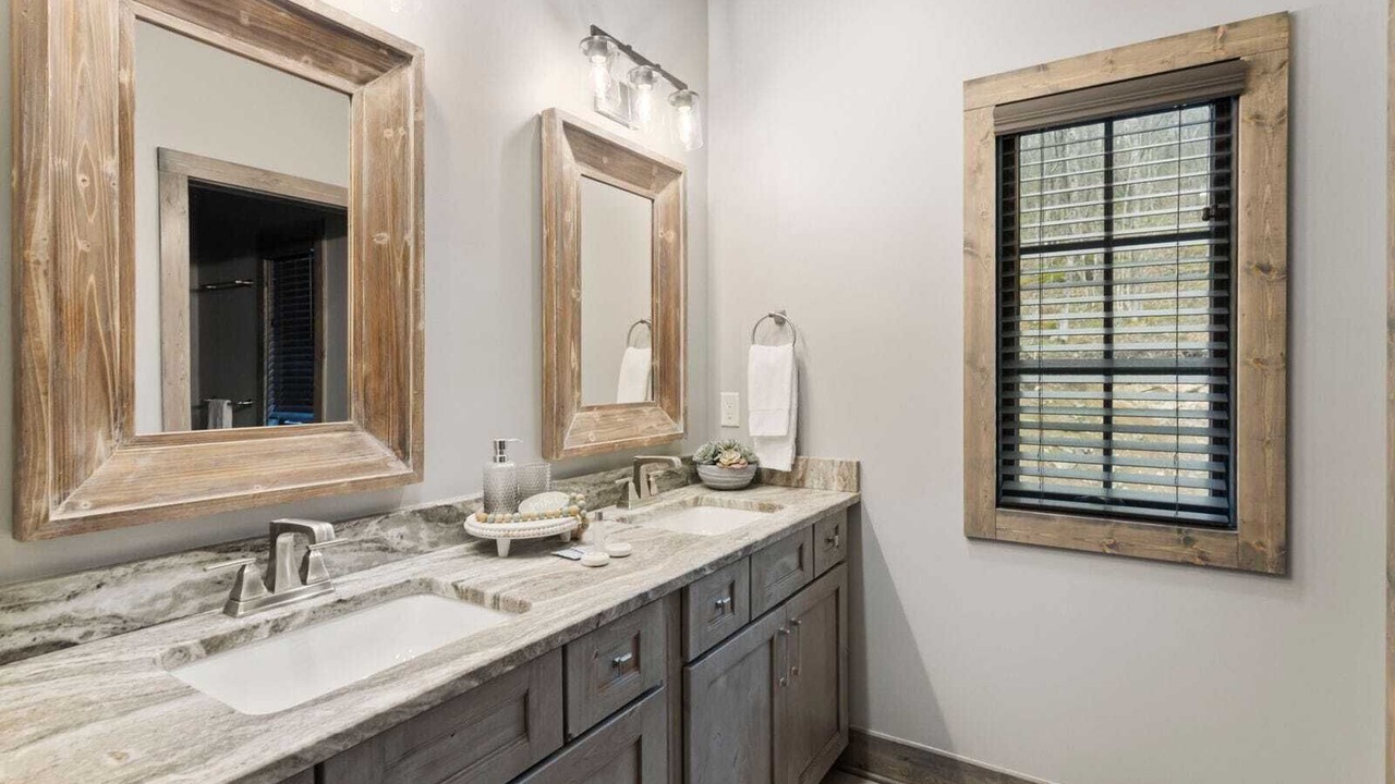 Photo of Bathroom in Banner Elk
