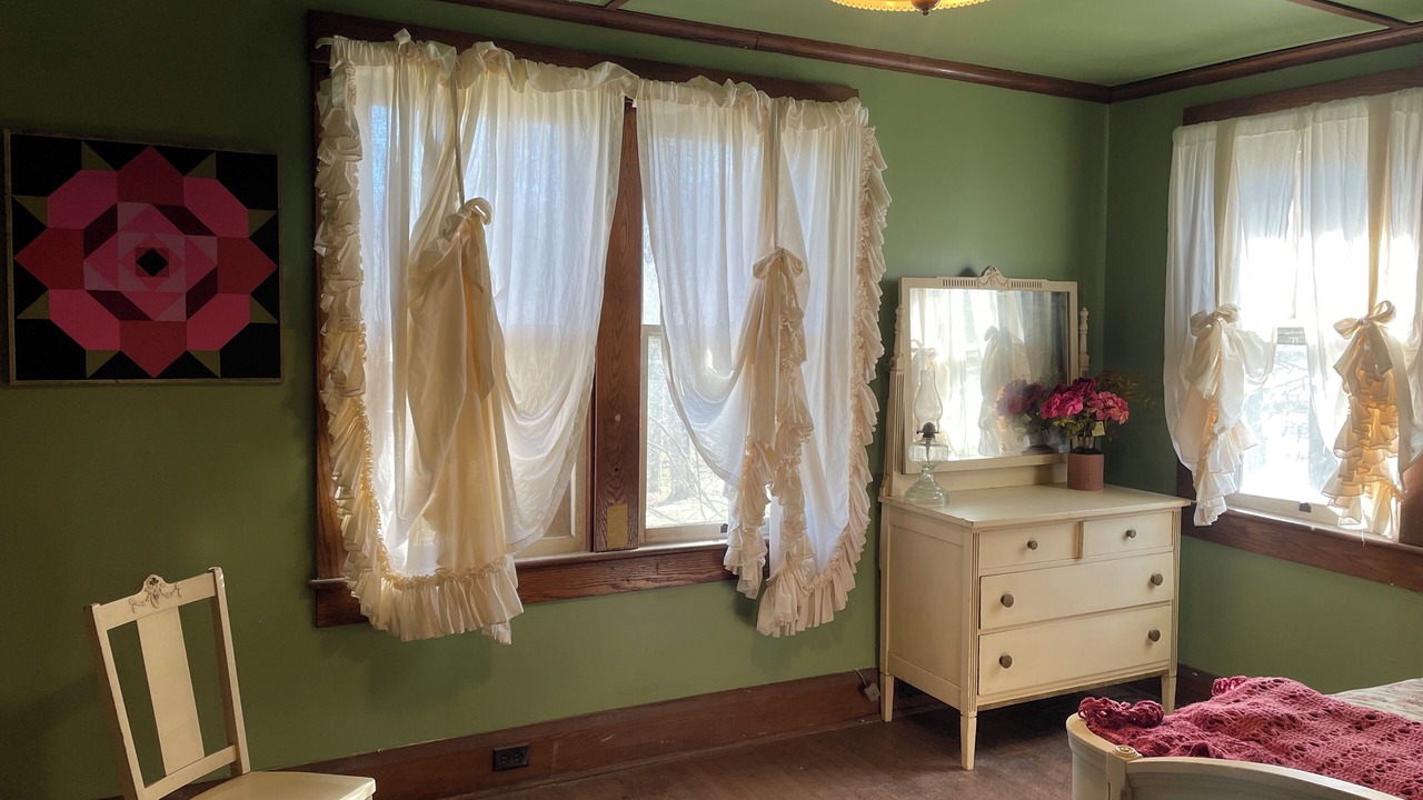 Photo of Bedroom in Mannington