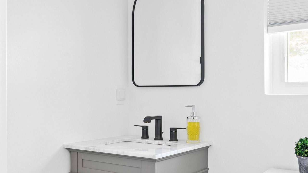 Photo of Bathroom in Williamstown