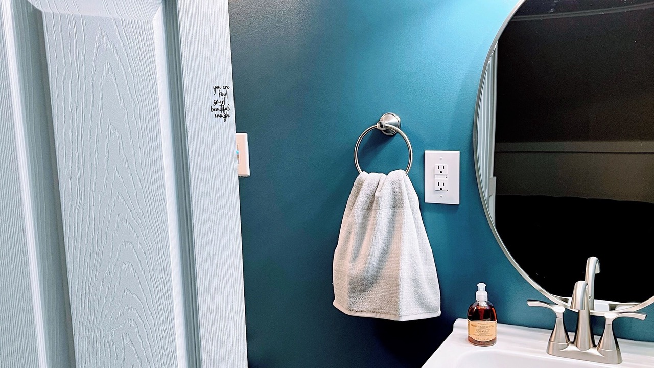 Photo of Bathroom in Woodburn
