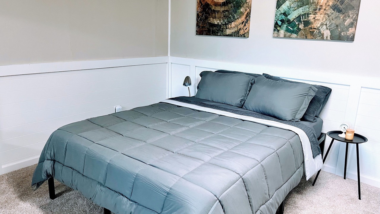 Photo of Bedroom in Woodburn