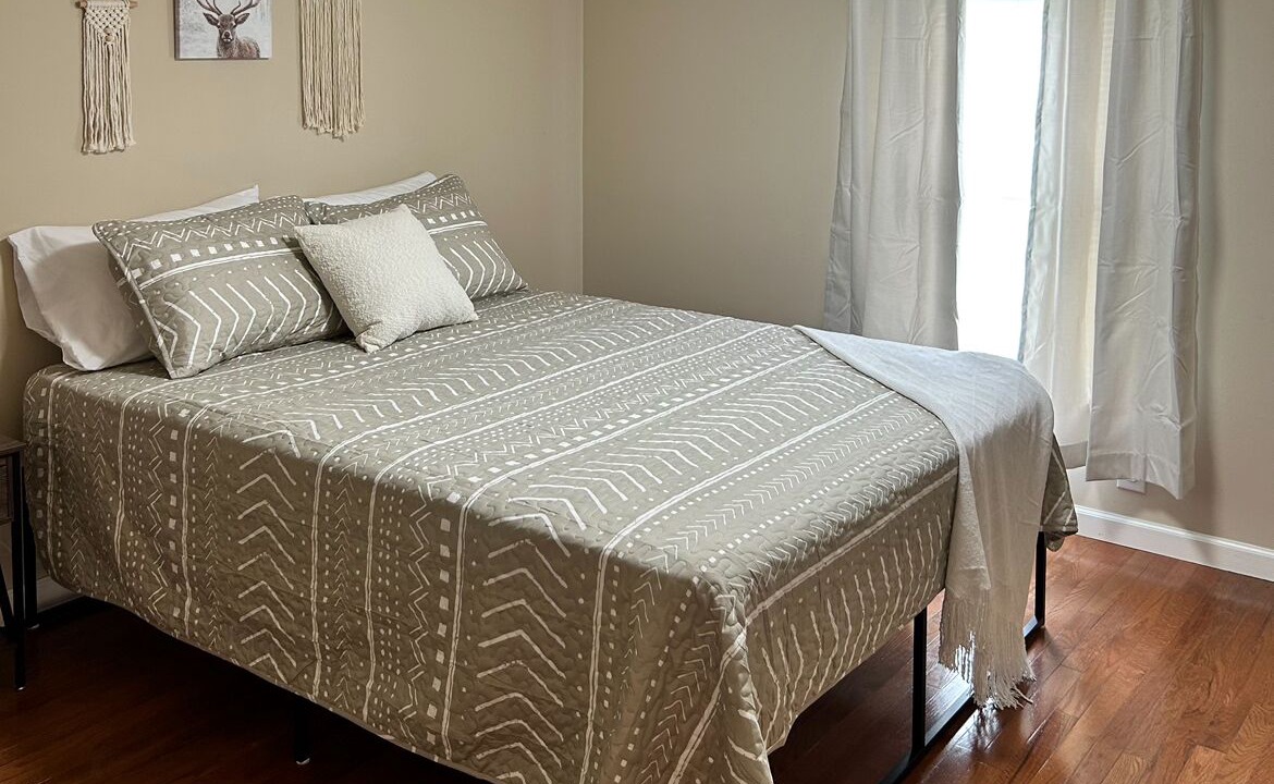 Photo of Bedroom in Jonesville